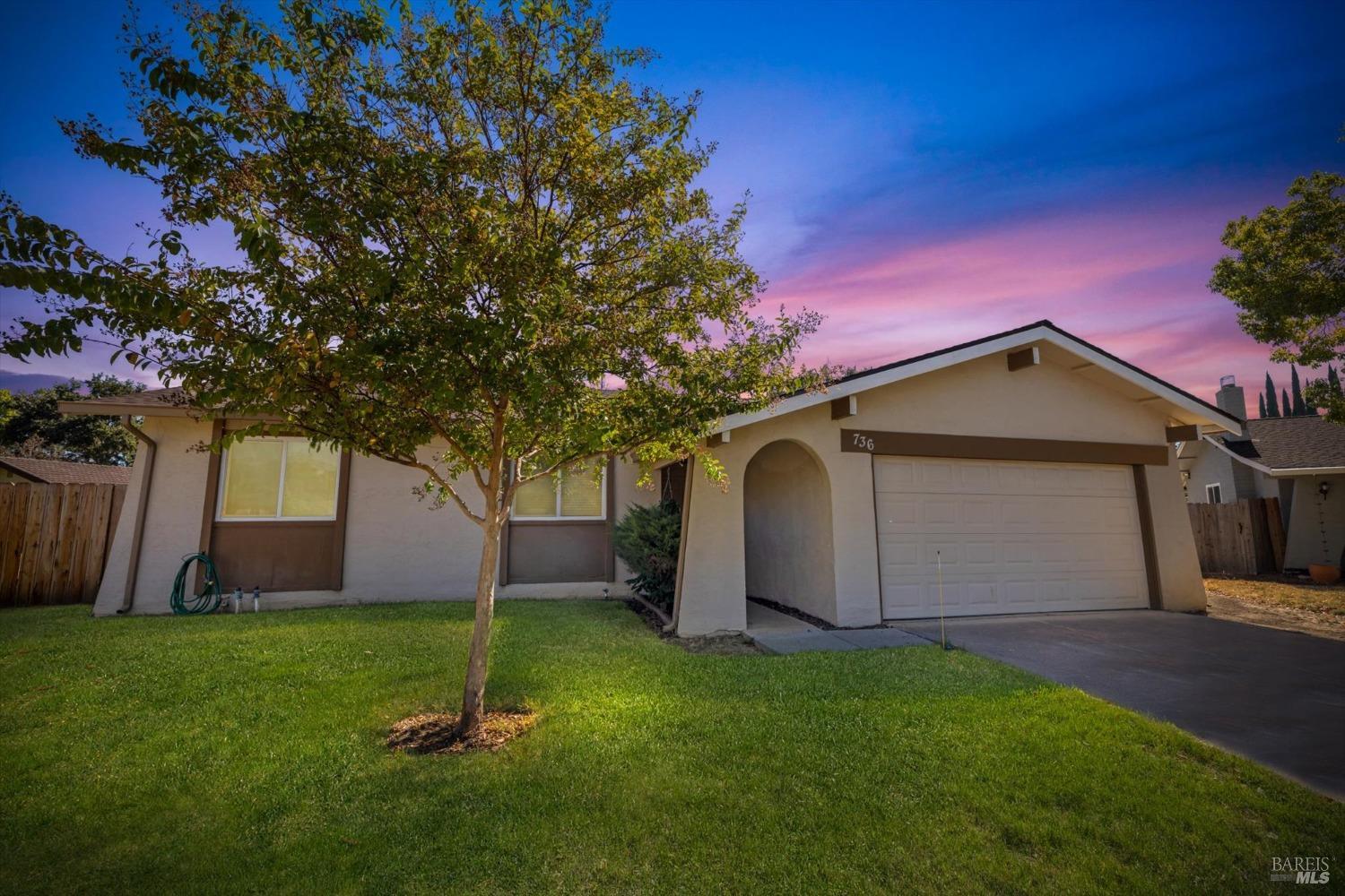 Detail Gallery Image 1 of 52 For 736 Corte Alhambra Unkn, Vacaville,  CA 95688 - 3 Beds | 2 Baths