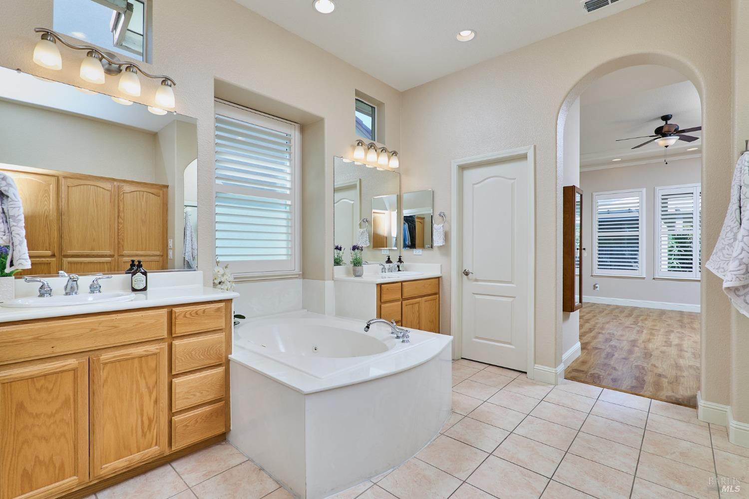 Detail Gallery Image 24 of 40 For 517 Marianna Pl, Rio Vista,  CA 94571 - 3 Beds | 2/1 Baths