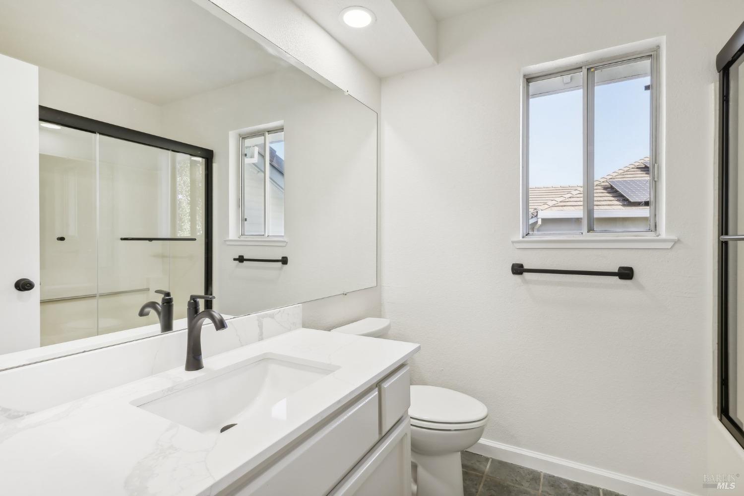 Detail Gallery Image 16 of 21 For 129 Sand Dollar Dr, Vallejo,  CA 94591 - 3 Beds | 2/1 Baths