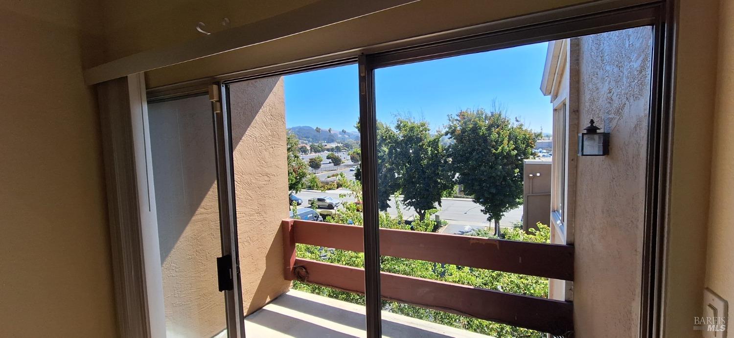 Detail Gallery Image 32 of 41 For 2121 Vale Rd #304,  San Pablo,  CA 94806 - 2 Beds | 2 Baths