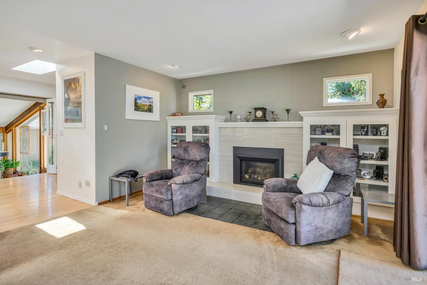 Detail Gallery Image 10 of 43 For 1019 Westside Rd, Healdsburg,  CA 95448 - 3 Beds | 2/1 Baths