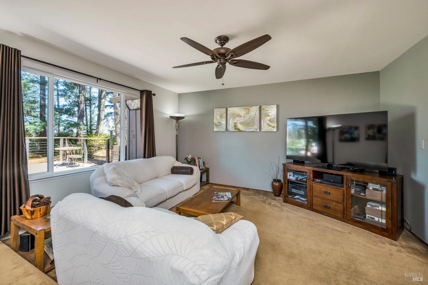 Detail Gallery Image 11 of 43 For 1019 Westside Rd, Healdsburg,  CA 95448 - 3 Beds | 2/1 Baths