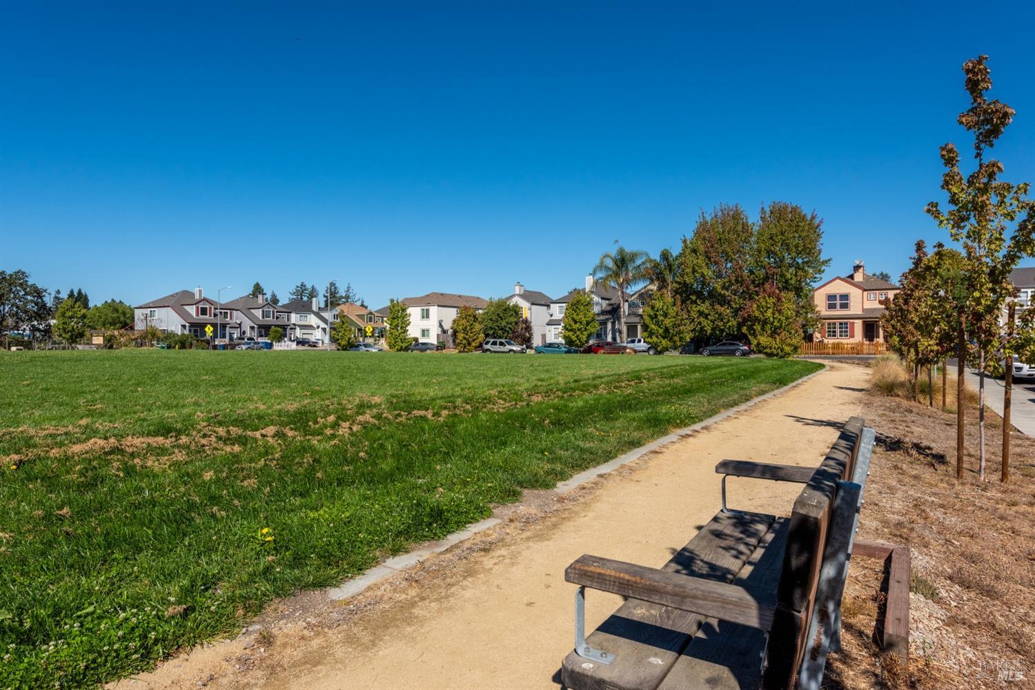 Detail Gallery Image 39 of 44 For 560 Horizon Way, Santa Rosa,  CA 95407 - 3 Beds | 2/1 Baths