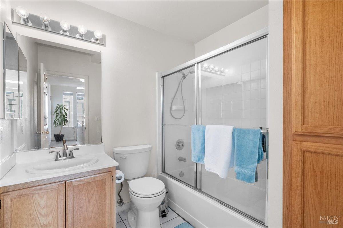 Detail Gallery Image 22 of 34 For 452 Feldspar Ln, Santa Rosa,  CA 95407 - 3 Beds | 2/1 Baths