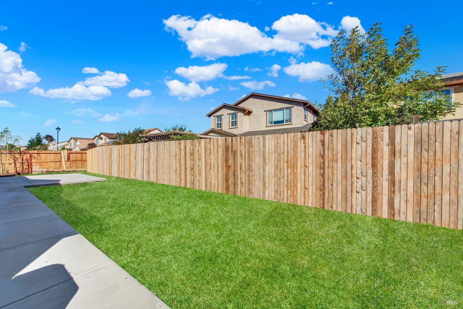 Detail Gallery Image 73 of 77 For 1000 Yateley Ct, Vacaville,  CA 95687 - 4 Beds | 2/1 Baths