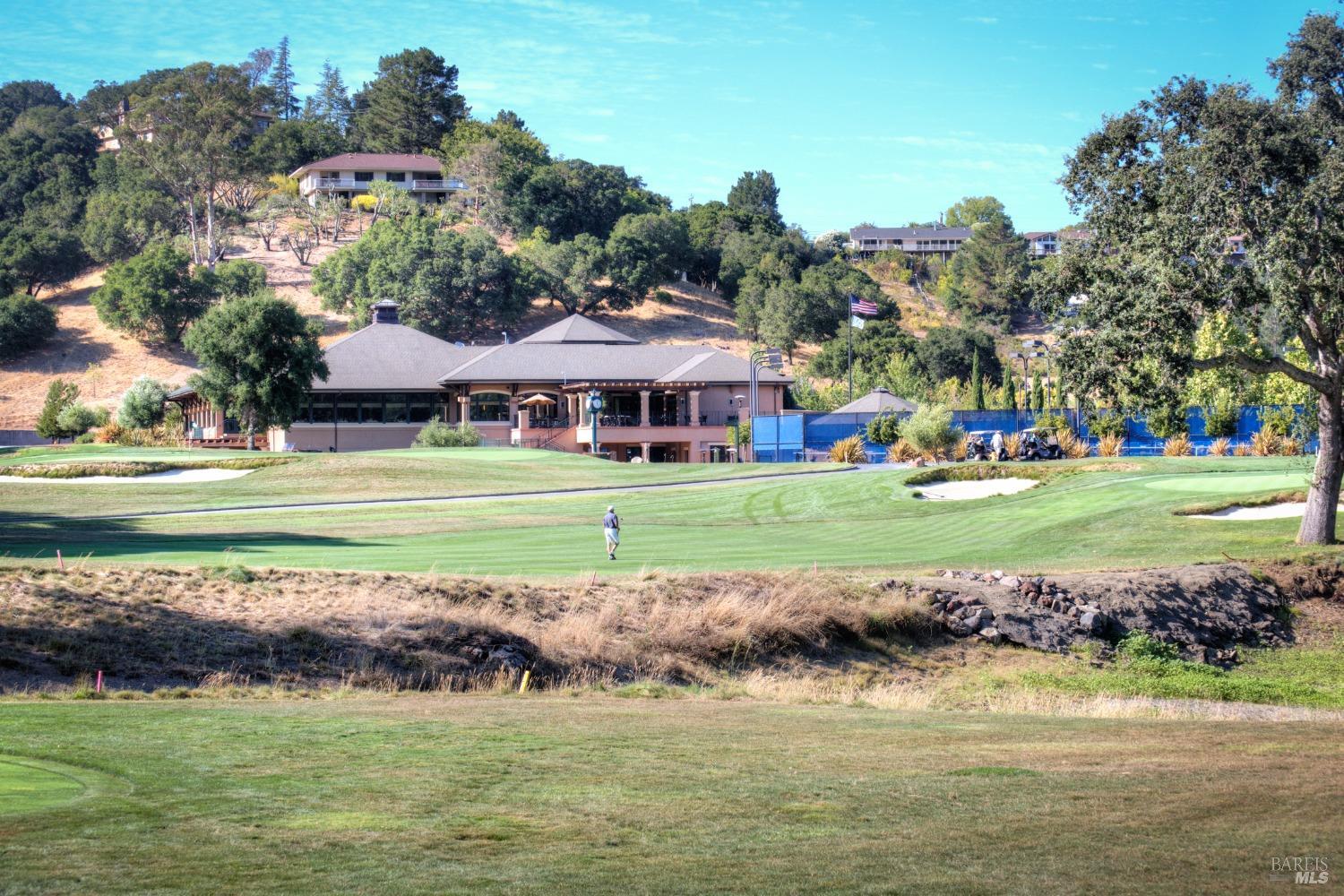 Detail Gallery Image 29 of 33 For 472 via Del Plano Unkn, Novato,  CA 94949 - 4 Beds | 2 Baths