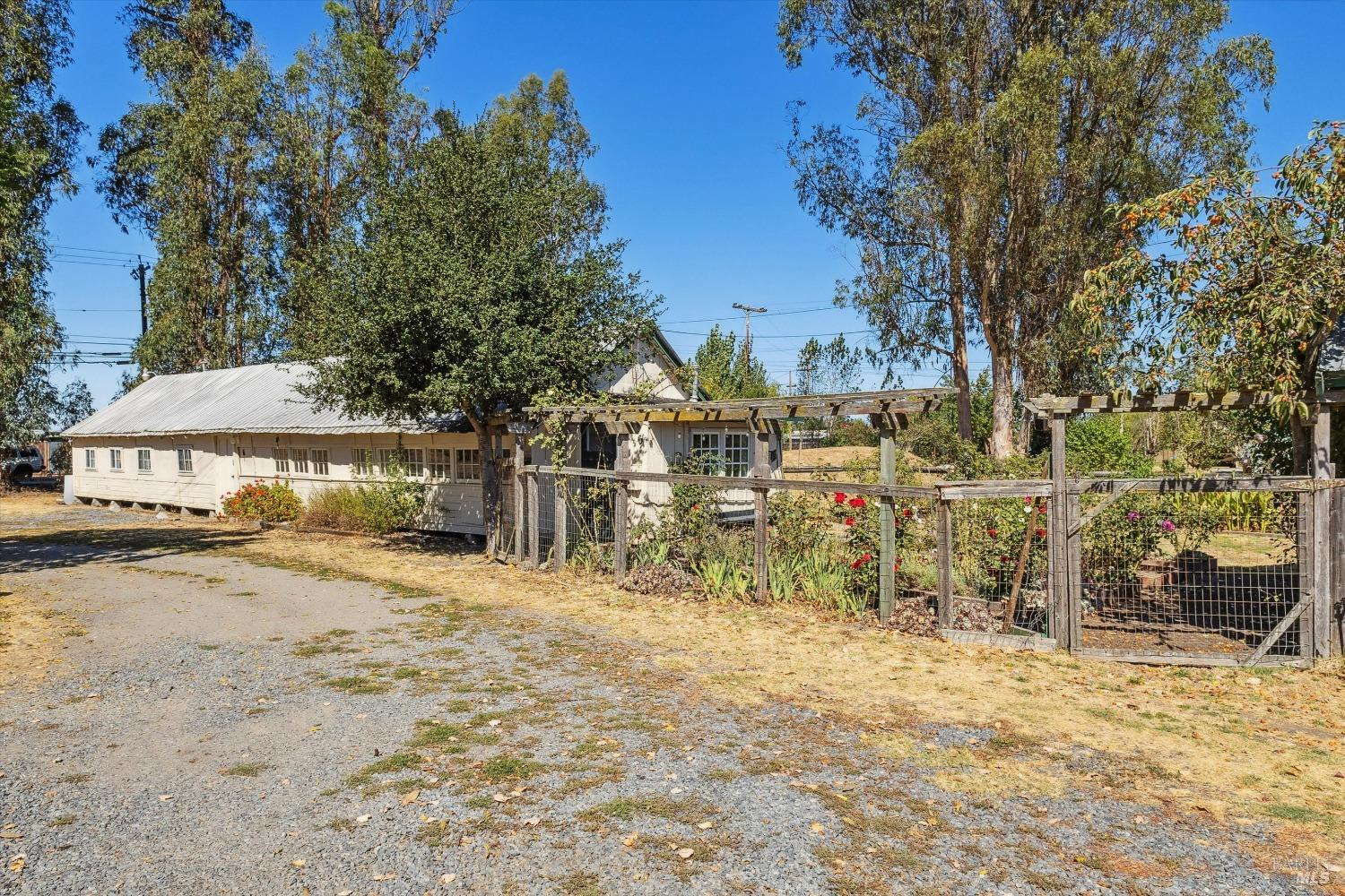 Detail Gallery Image 30 of 87 For 4344 Langner Ave, Santa Rosa,  CA 95407 - 7 Beds | 3/1 Baths