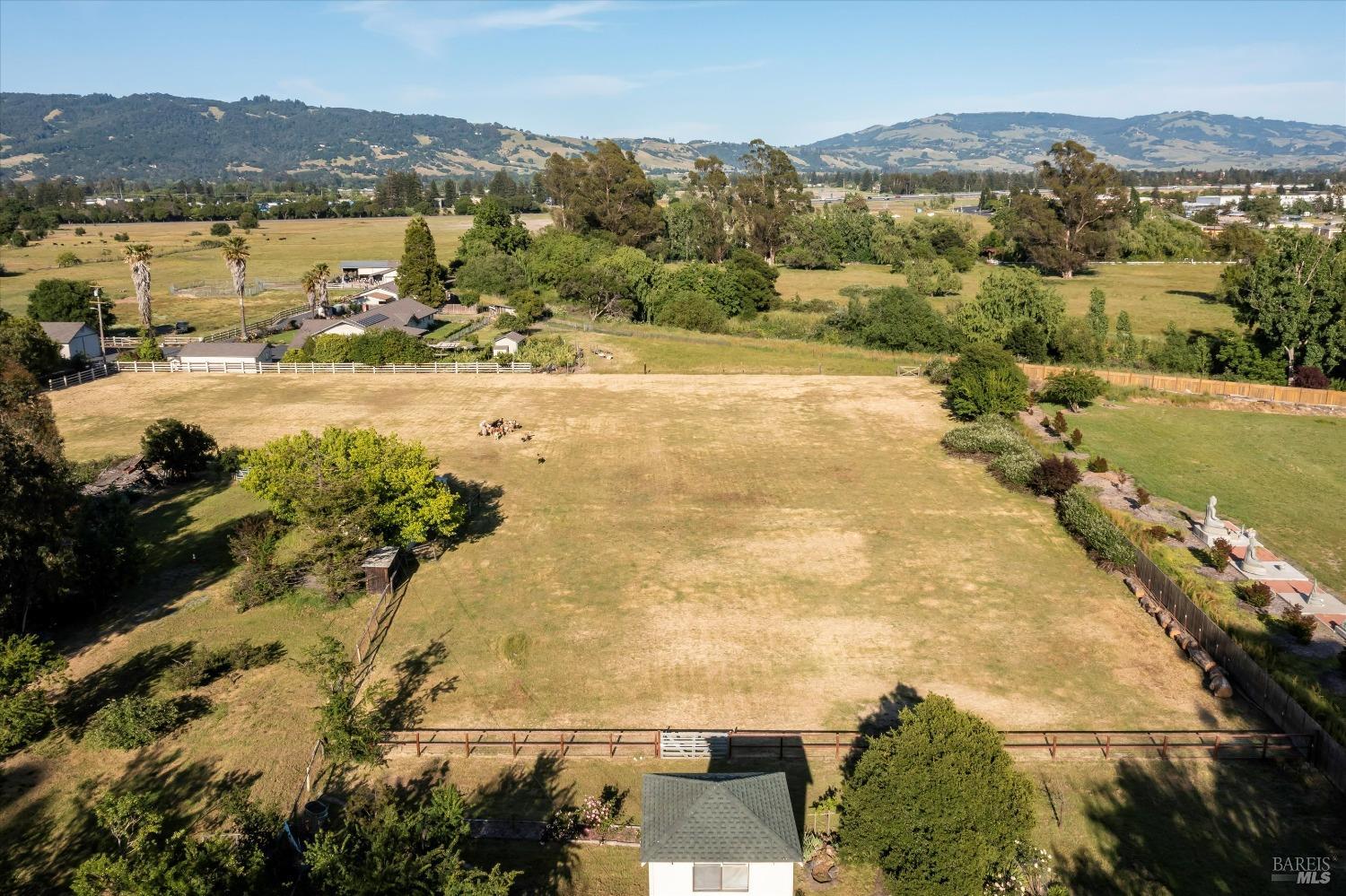 Detail Gallery Image 82 of 87 For 4344 Langner Ave, Santa Rosa,  CA 95407 - 7 Beds | 3/1 Baths