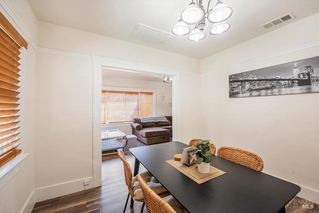 Detail Gallery Image 9 of 19 For 2849 62nd Ave, Oakland,  CA 94605 - 2 Beds | 1 Baths