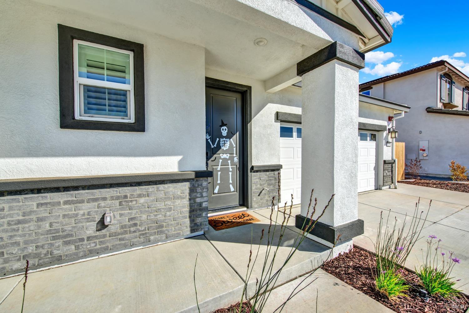 Detail Gallery Image 14 of 77 For 1000 Yateley Ct, Vacaville,  CA 95687 - 4 Beds | 2/1 Baths