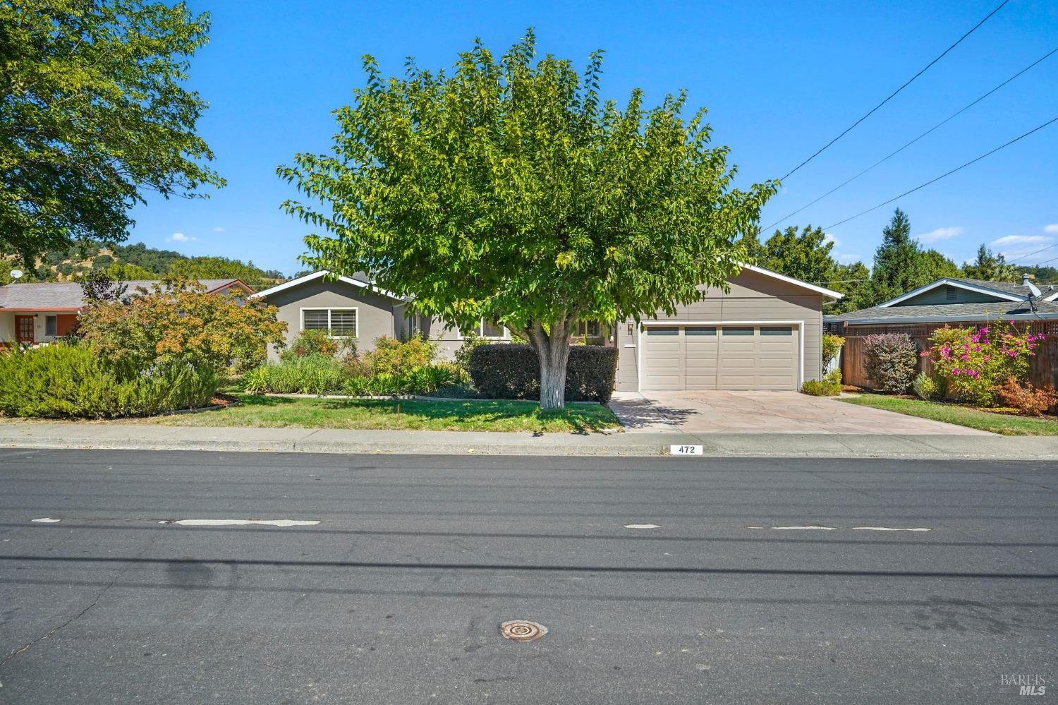 Detail Gallery Image 26 of 33 For 472 via Del Plano Unkn, Novato,  CA 94949 - 4 Beds | 2 Baths