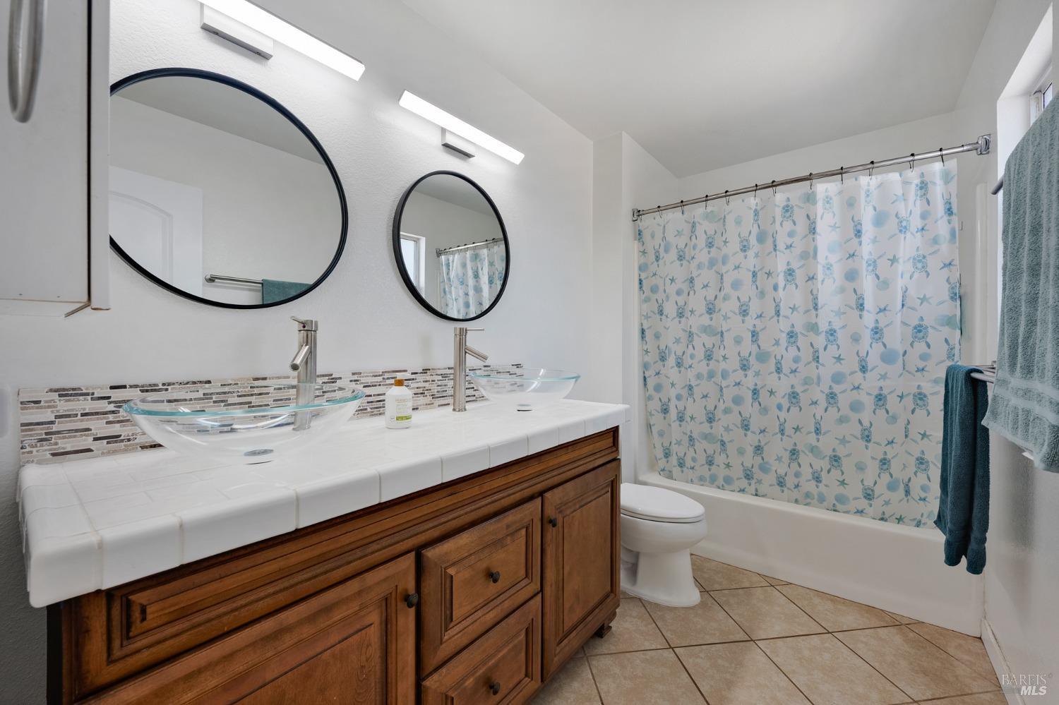 Detail Gallery Image 13 of 19 For 2527 Richie Pl, Santa Rosa,  CA 95403 - 2 Beds | 1/1 Baths