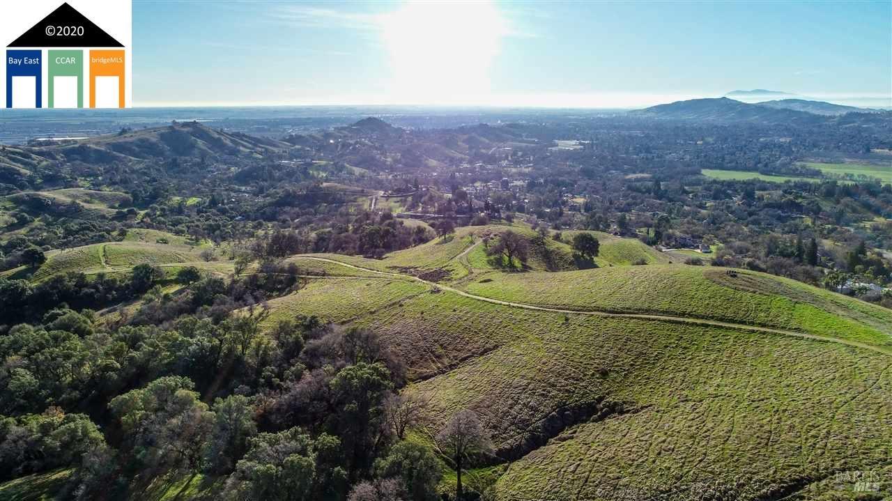 Detail Gallery Image 1 of 45 For 6927 Steiger Hill Rd, Vacaville,  CA 95688 - 2 Beds | 1 Baths