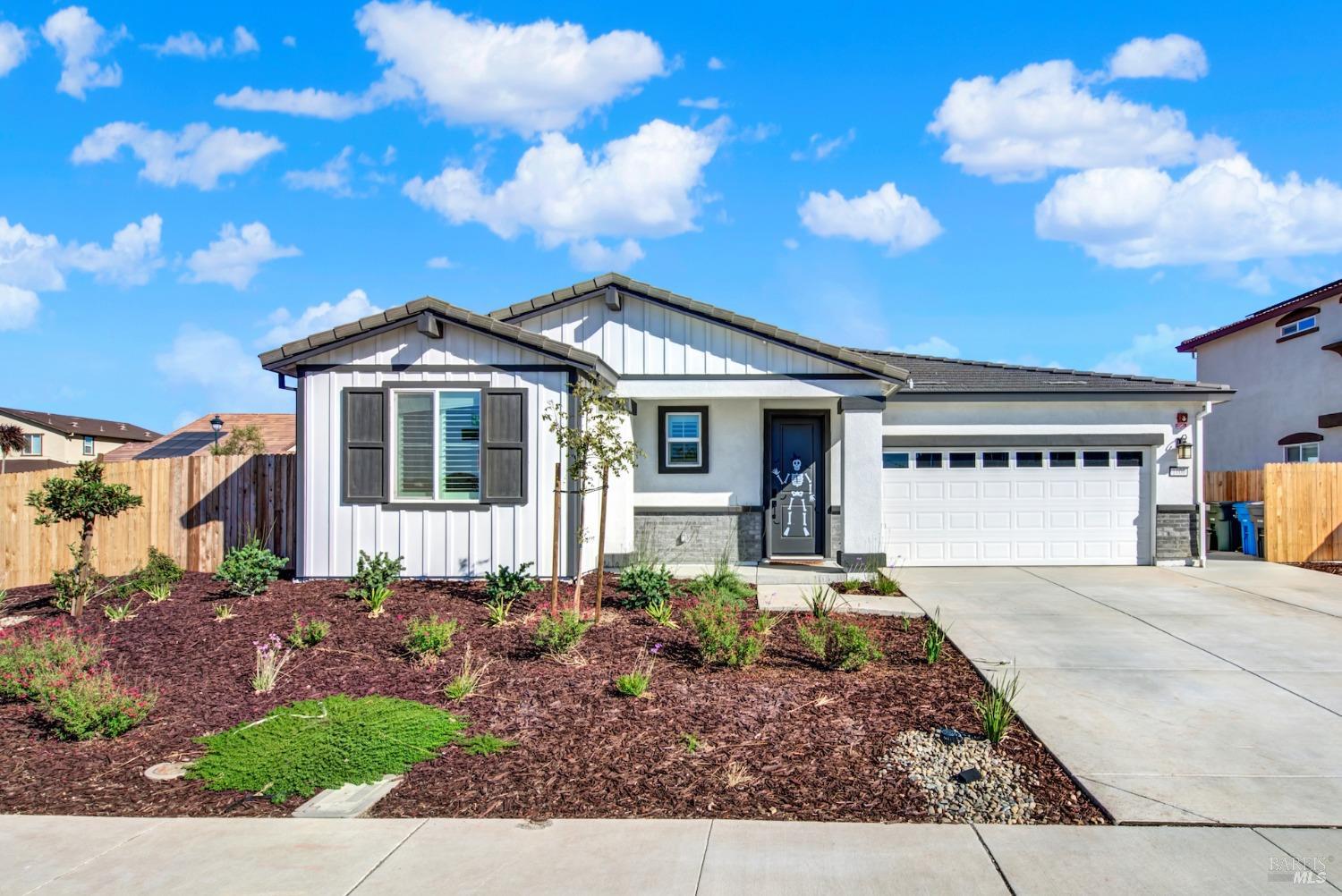 Detail Gallery Image 9 of 77 For 1000 Yateley Ct, Vacaville,  CA 95687 - 4 Beds | 2/1 Baths