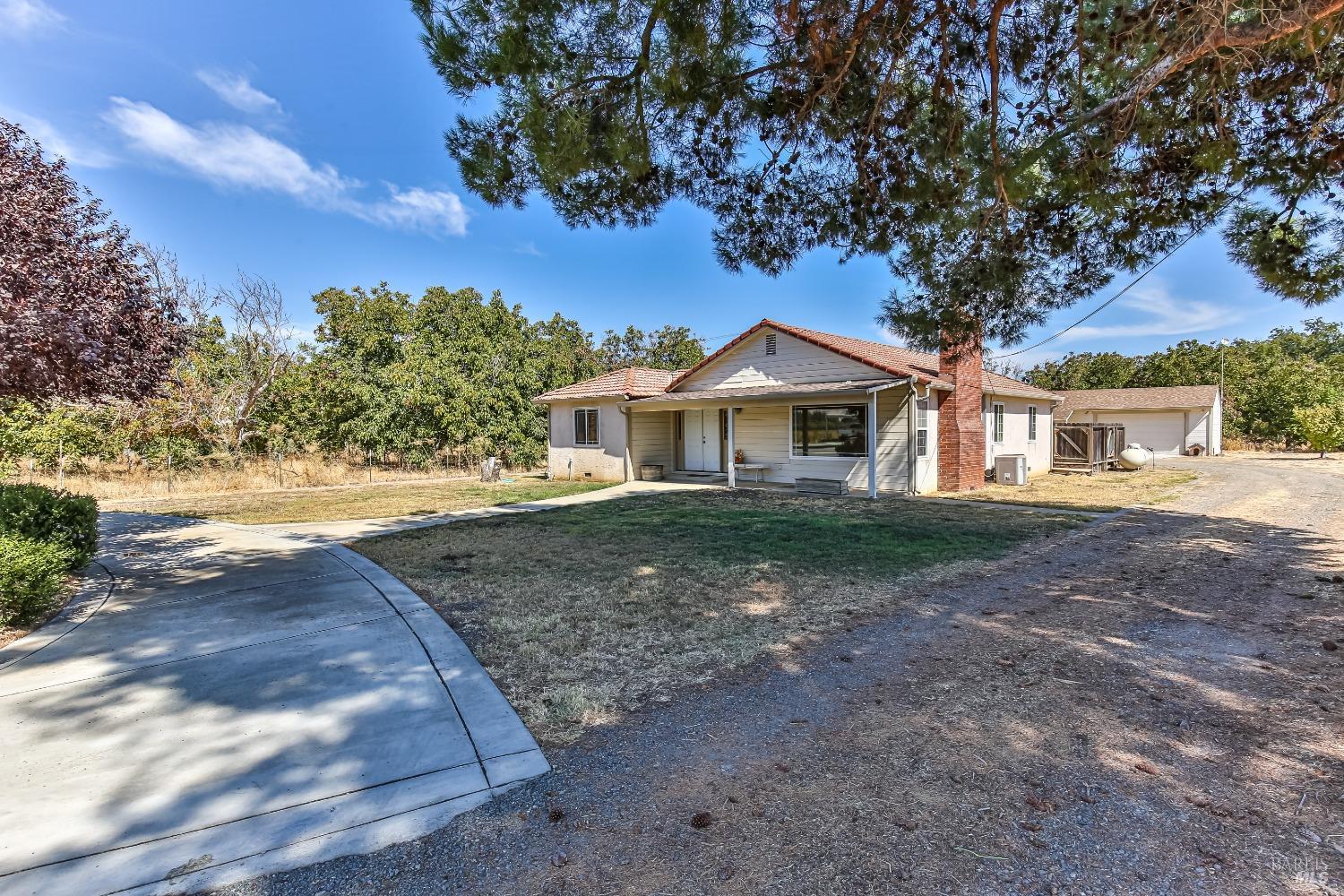 Detail Gallery Image 1 of 1 For 9124 Boyce Rd, Winters,  CA 95694 - 2 Beds | 2 Baths