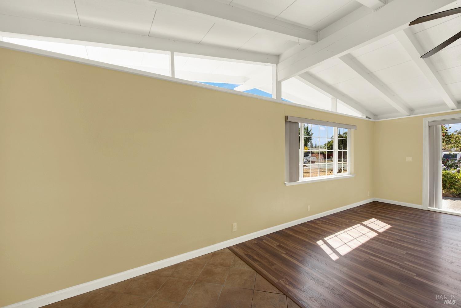 Detail Gallery Image 34 of 71 For 1130 Hayes St, Fairfield,  CA 94533 - 3 Beds | 2 Baths