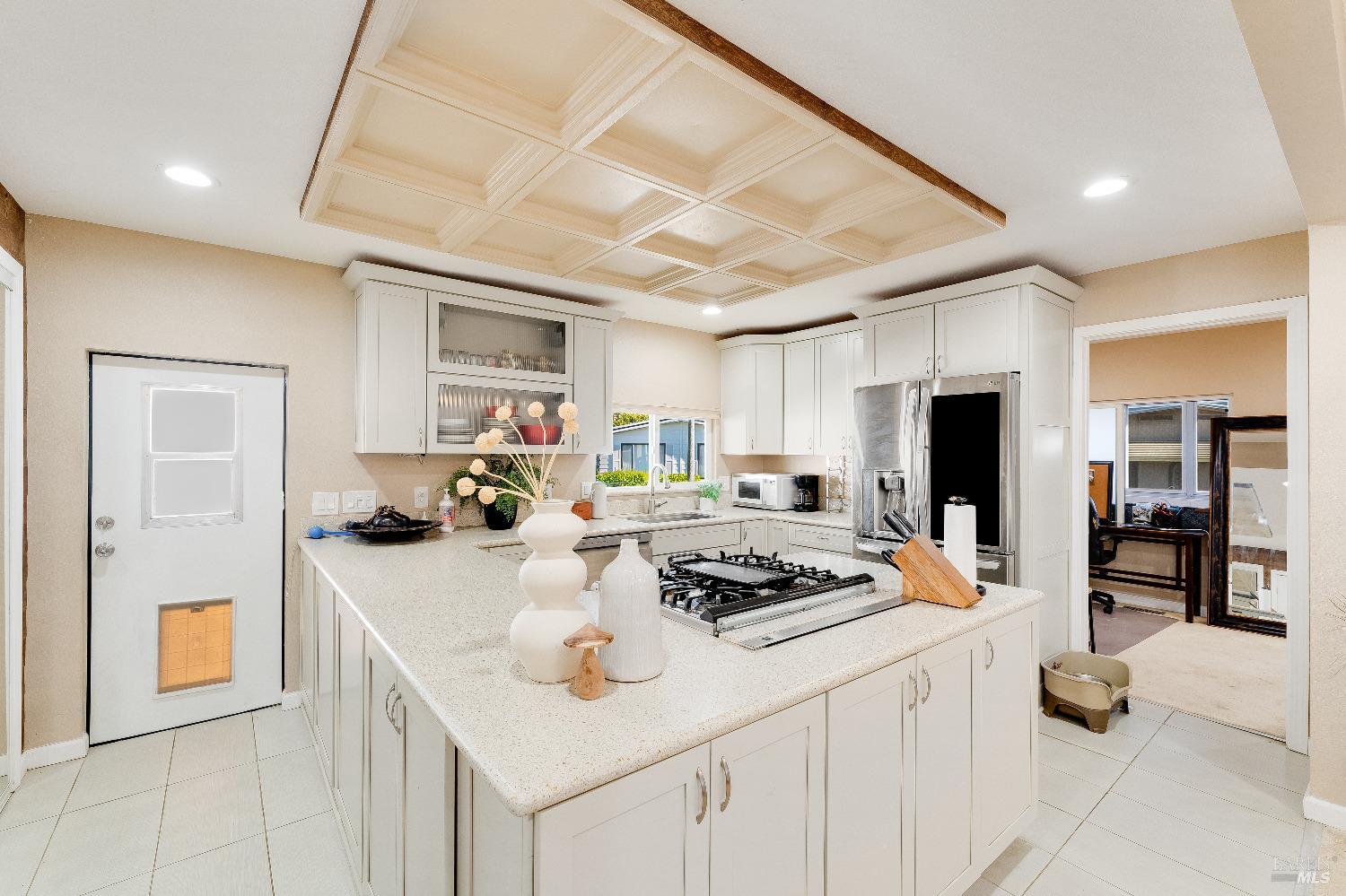 Detail Gallery Image 7 of 31 For 183 Lemon Tree Cir, Vacaville,  CA 95687 - 2 Beds | 2 Baths