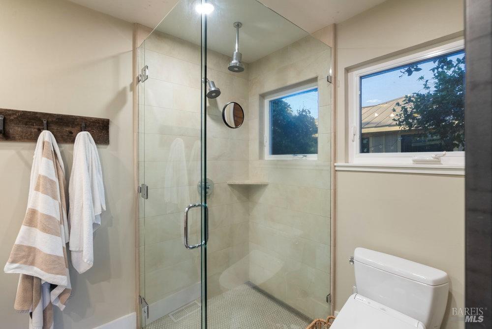 Detail Gallery Image 46 of 58 For 1325 Hillview Pl, Saint Helena,  CA 94574 - 4 Beds | 3/1 Baths