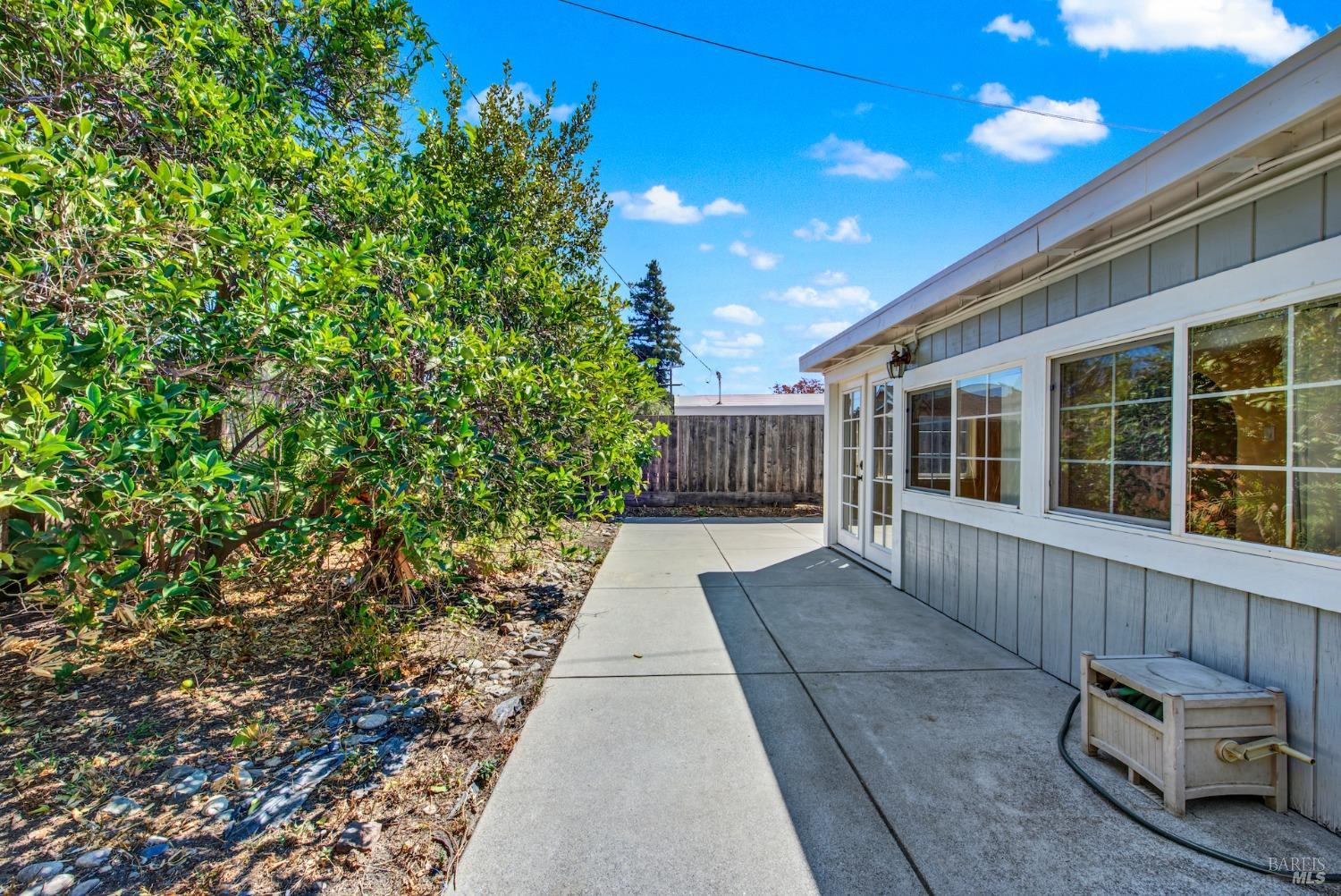 Detail Gallery Image 65 of 71 For 1130 Hayes St, Fairfield,  CA 94533 - 3 Beds | 2 Baths