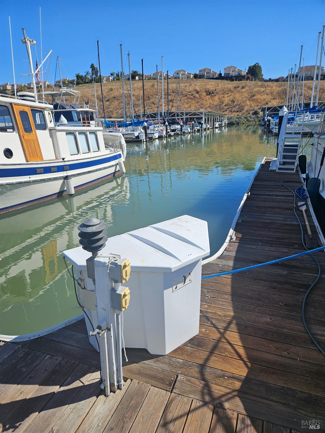 Detail Gallery Image 5 of 14 For 2012 Glen Cove Marina Rd, Vallejo,  CA 94591 - – Beds | – Baths