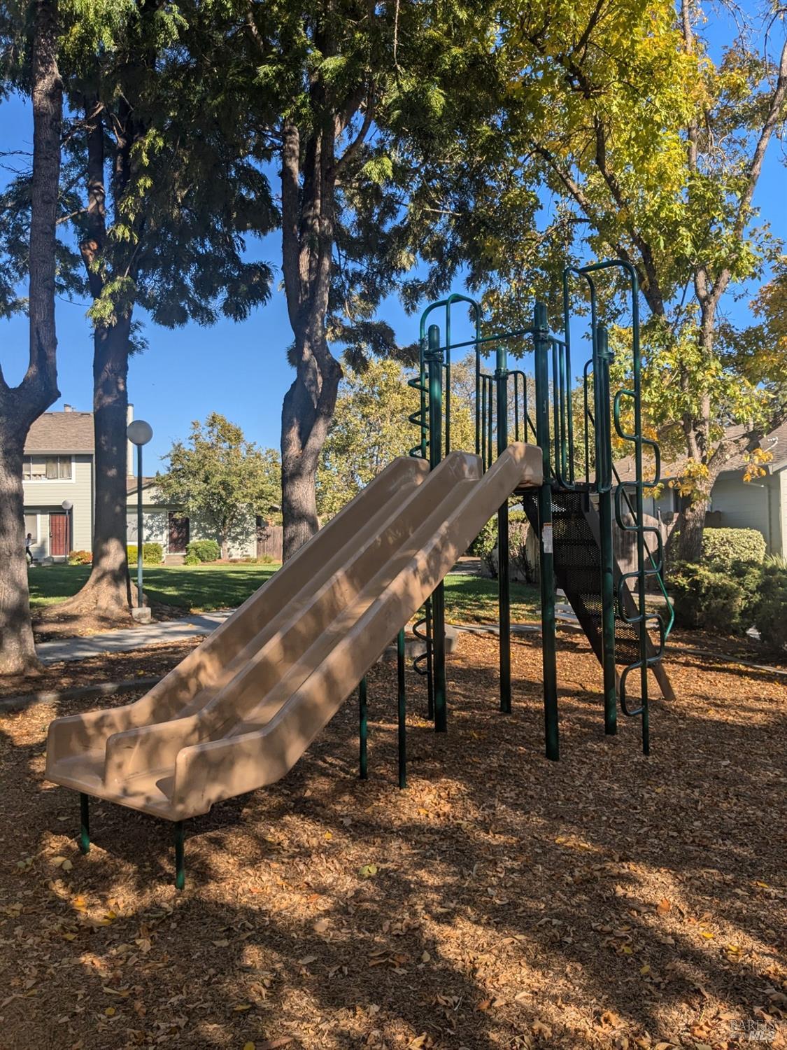 Detail Gallery Image 34 of 35 For 332 Harvest Ln, Santa Rosa,  CA 95401 - 3 Beds | 2/1 Baths