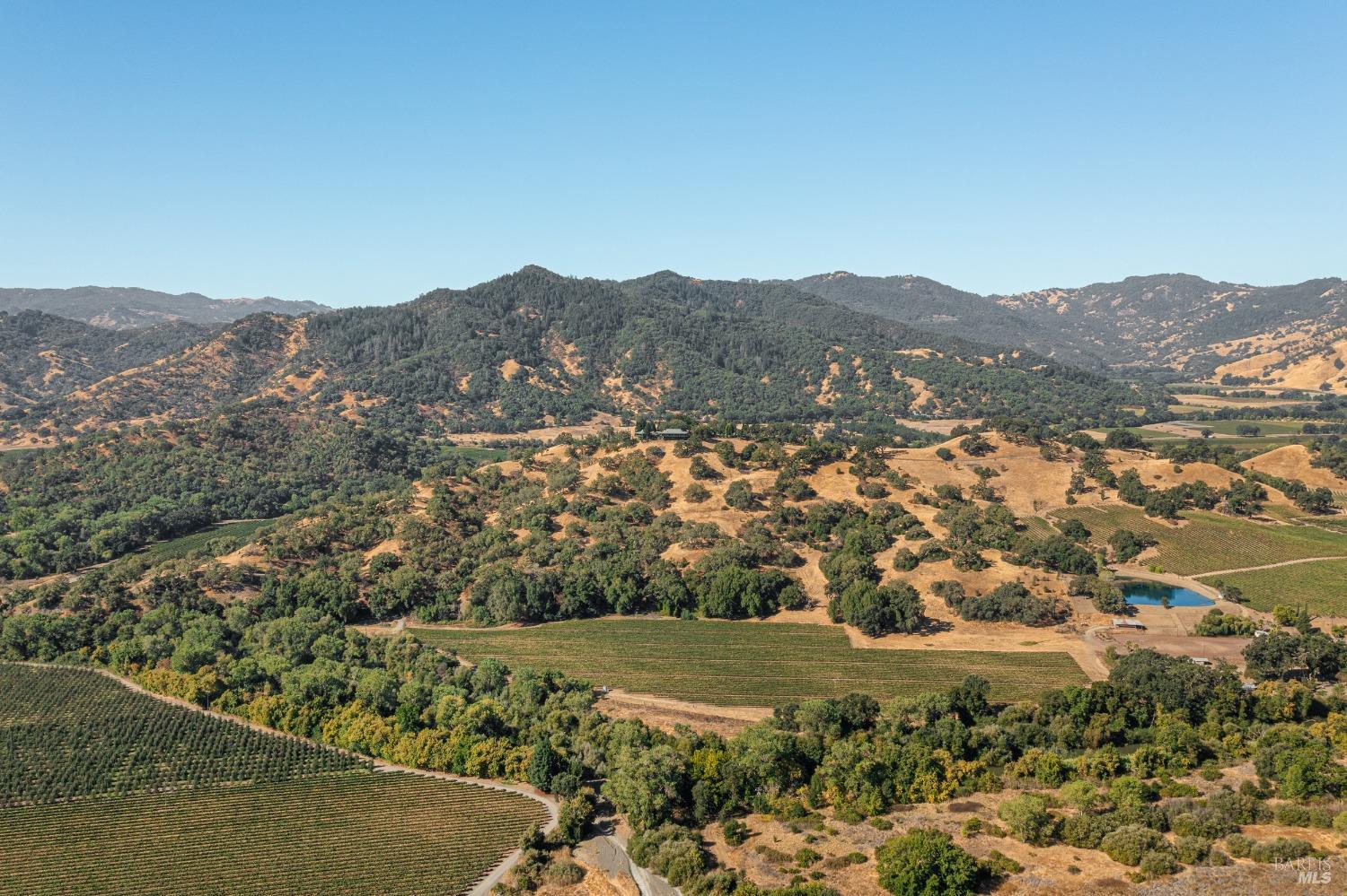 Detail Gallery Image 32 of 43 For 241 Henry Station Rd, Ukiah,  CA 95482 - 3 Beds | 3 Baths