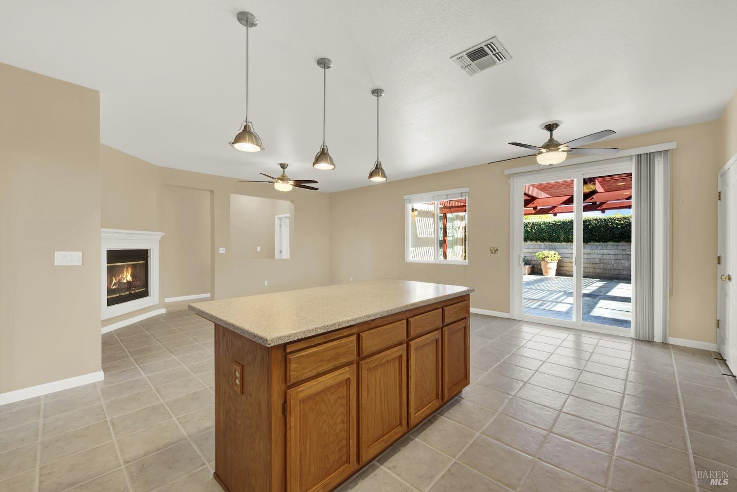 Detail Gallery Image 26 of 78 For 4743 Hummingbird Dr, Fairfield,  CA 94534 - 5 Beds | 3/1 Baths