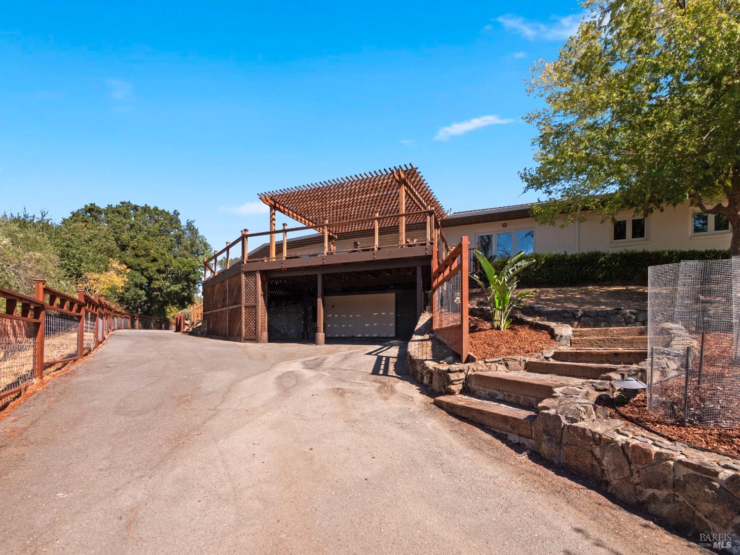 Detail Gallery Image 57 of 57 For 111 Deer Hollow Rd, San Anselmo,  CA 94960 - 5 Beds | 4 Baths