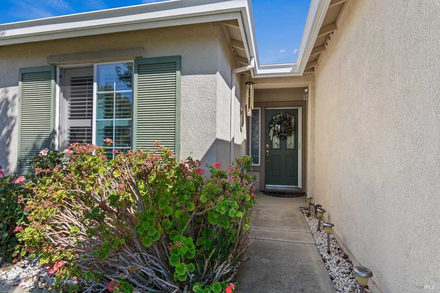 Detail Gallery Image 4 of 54 For 330 Cypress Dr, Rio Vista,  CA 94571 - 2 Beds | 2 Baths