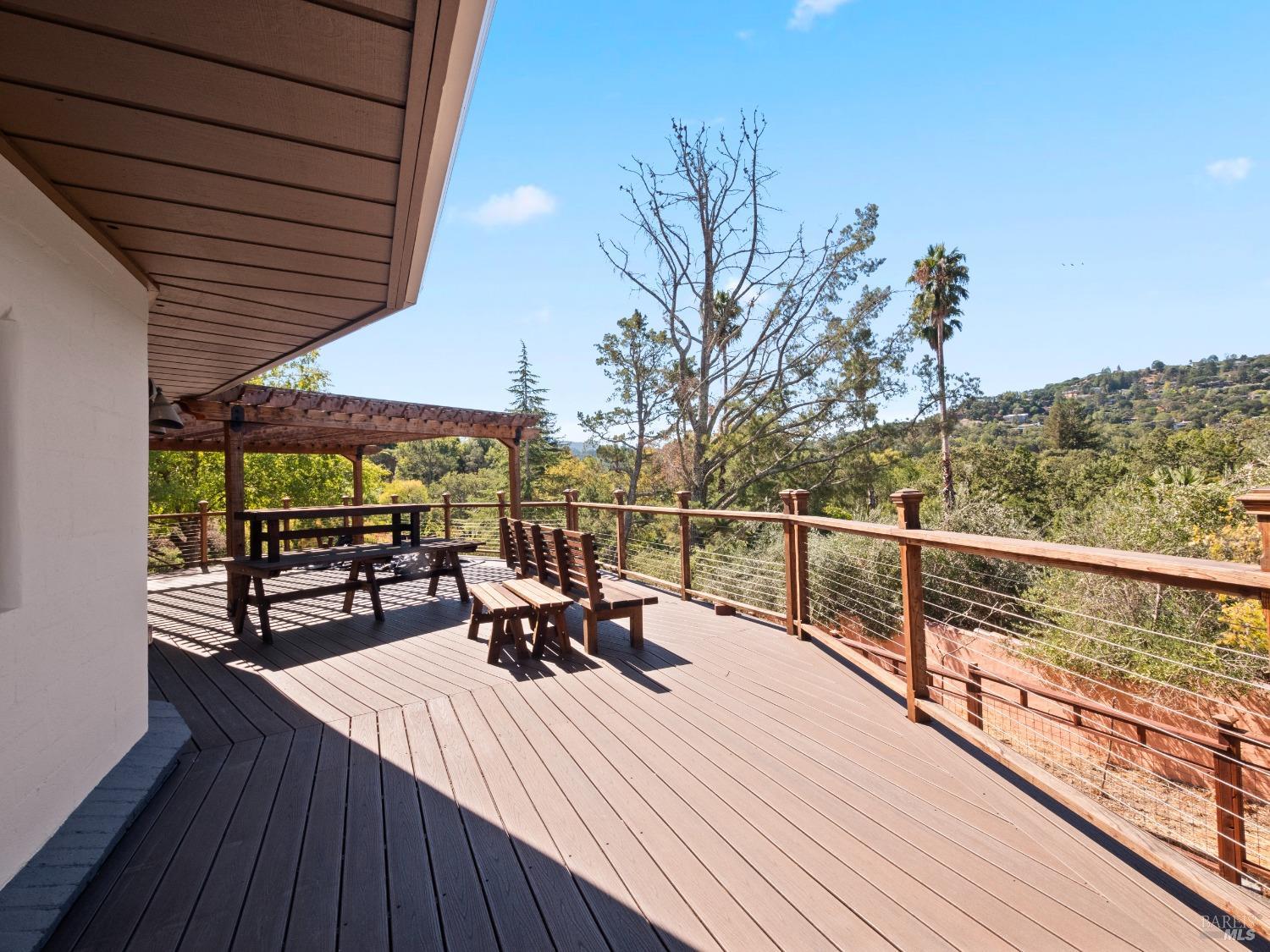 Detail Gallery Image 54 of 57 For 111 Deer Hollow Rd, San Anselmo,  CA 94960 - 5 Beds | 4 Baths