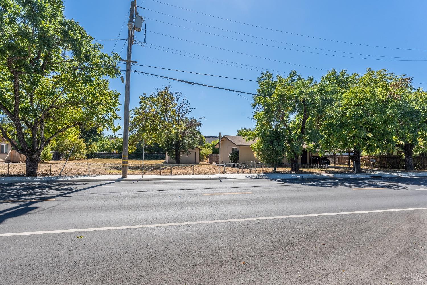 Detail Gallery Image 13 of 15 For 495 Clara Ave, Ukiah,  CA 95482 - 4 Beds | 2 Baths