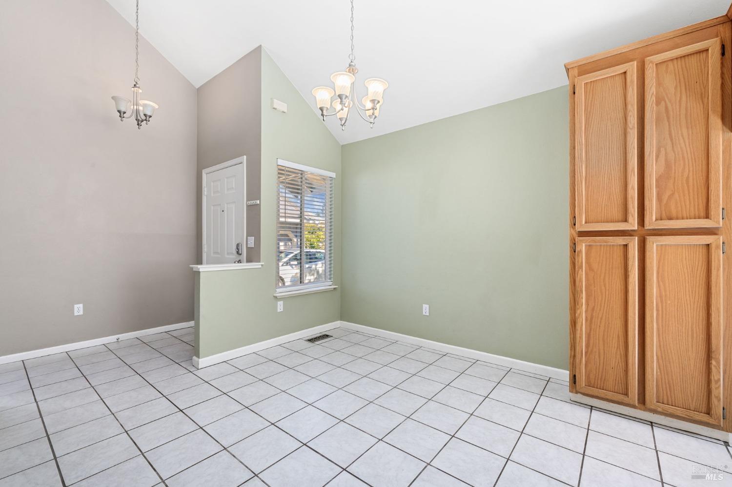 Detail Gallery Image 22 of 41 For 2336 San Miguel Pl, Santa Rosa,  CA 95403 - 3 Beds | 2 Baths