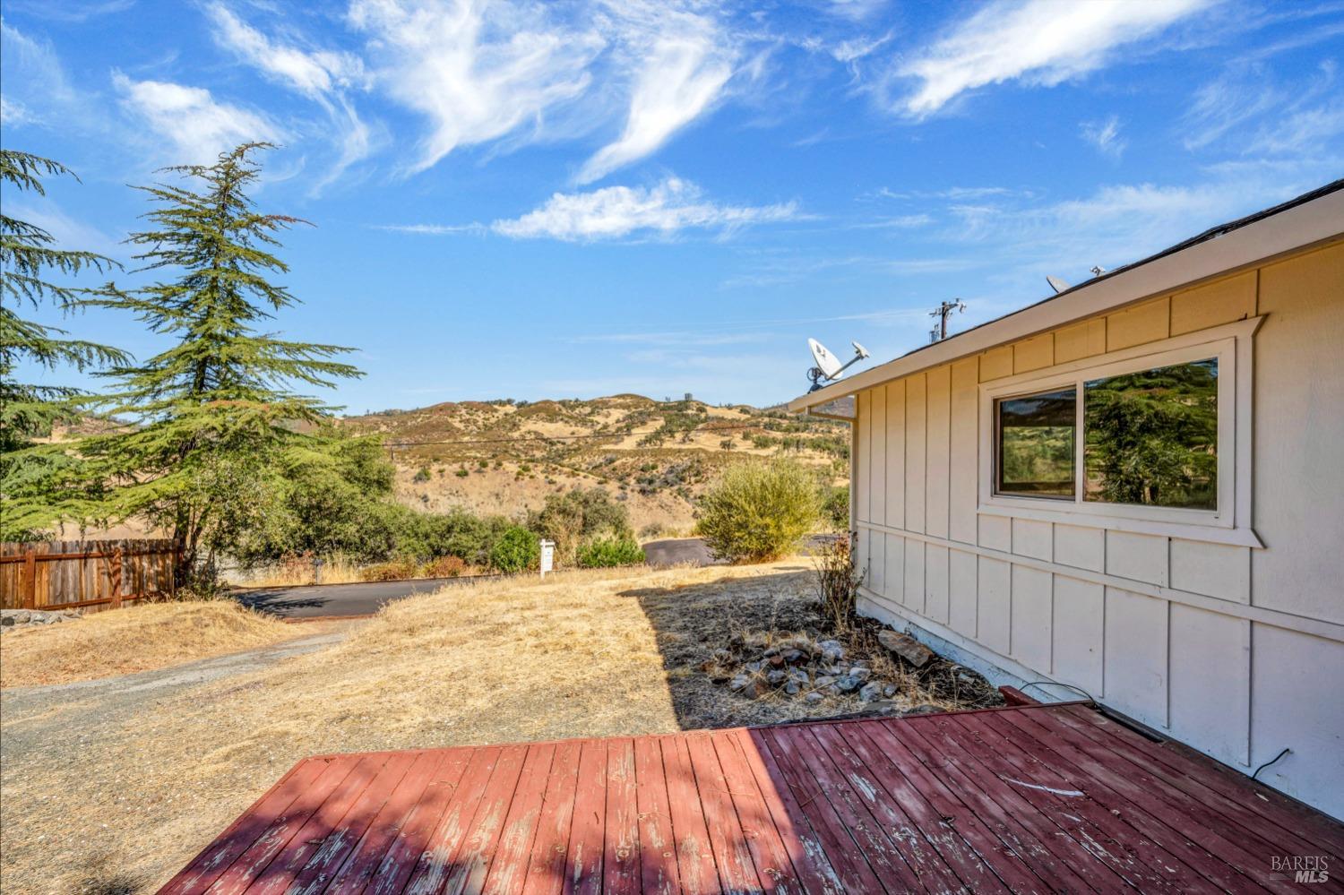 Detail Gallery Image 5 of 22 For 1049 Deputy Dr, Pope Valley,  CA 94567 - 4 Beds | 2/1 Baths