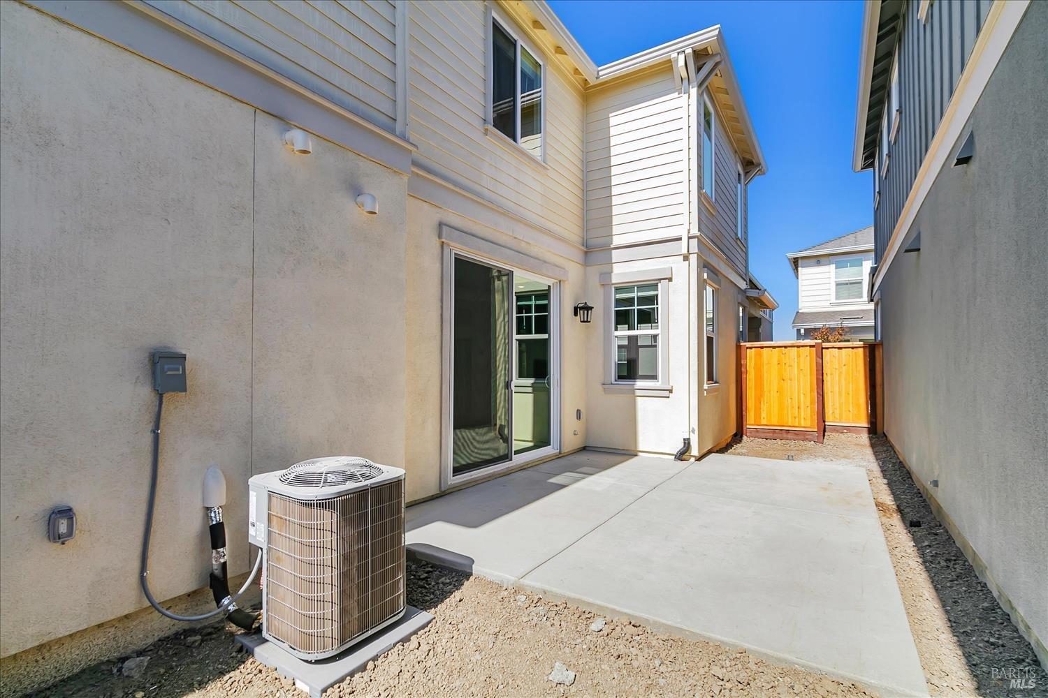 Detail Gallery Image 18 of 20 For 122 Flounder St, Suisun City,  CA 94585 - 3 Beds | 2/1 Baths