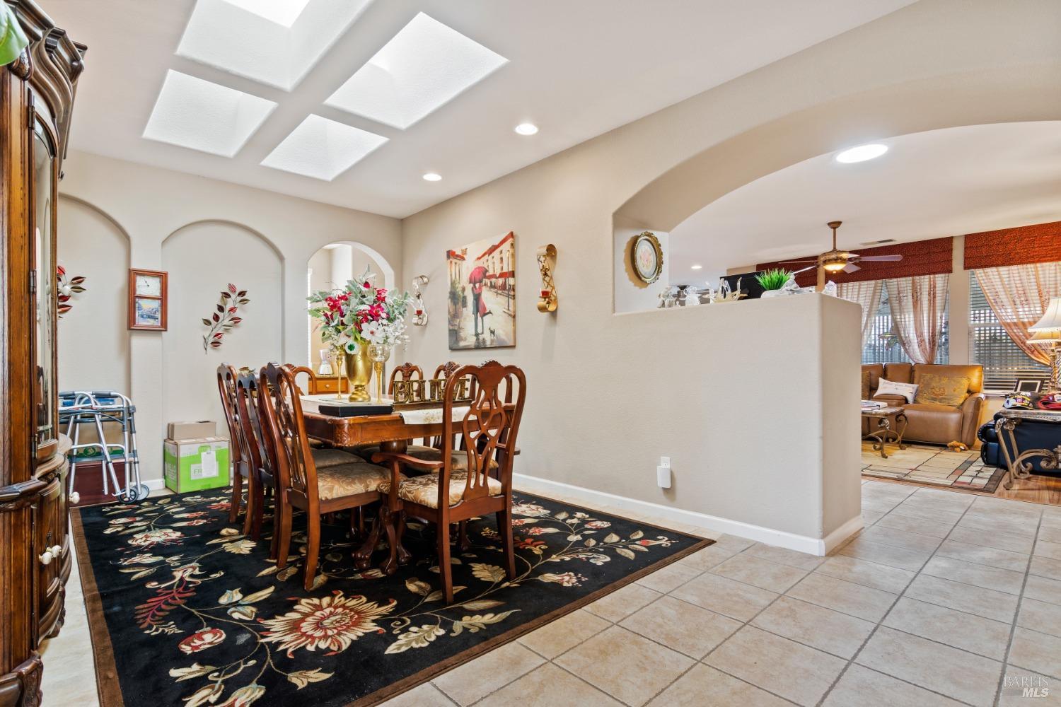 Detail Gallery Image 9 of 60 For 315 Riverwood Ln, Rio Vista,  CA 94571 - 2 Beds | 2 Baths