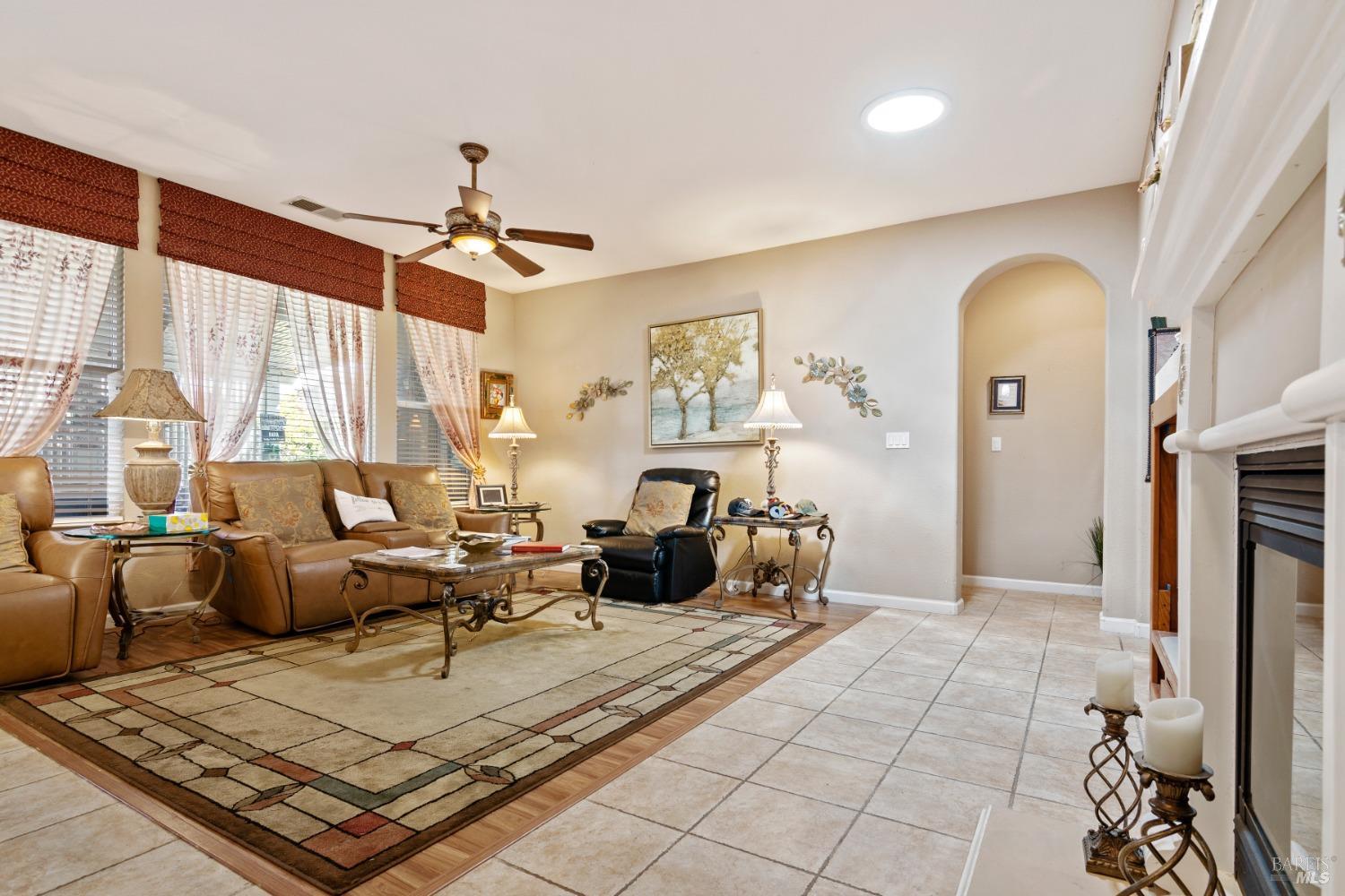 Detail Gallery Image 14 of 60 For 315 Riverwood Ln, Rio Vista,  CA 94571 - 2 Beds | 2 Baths