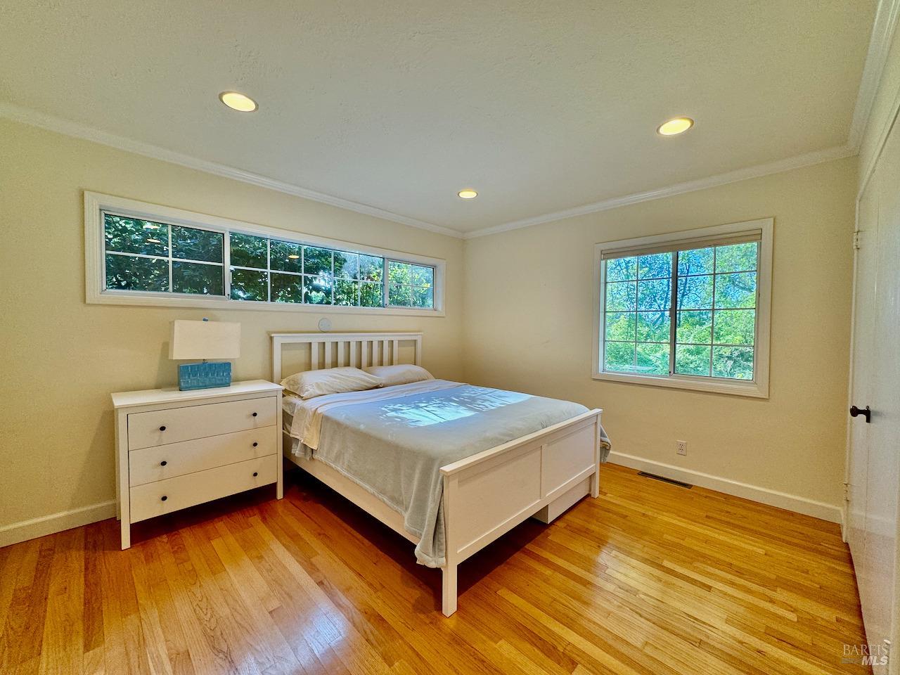 Detail Gallery Image 14 of 21 For 1139 Petra Dr, Napa,  CA 94558 - 5 Beds | 4 Baths