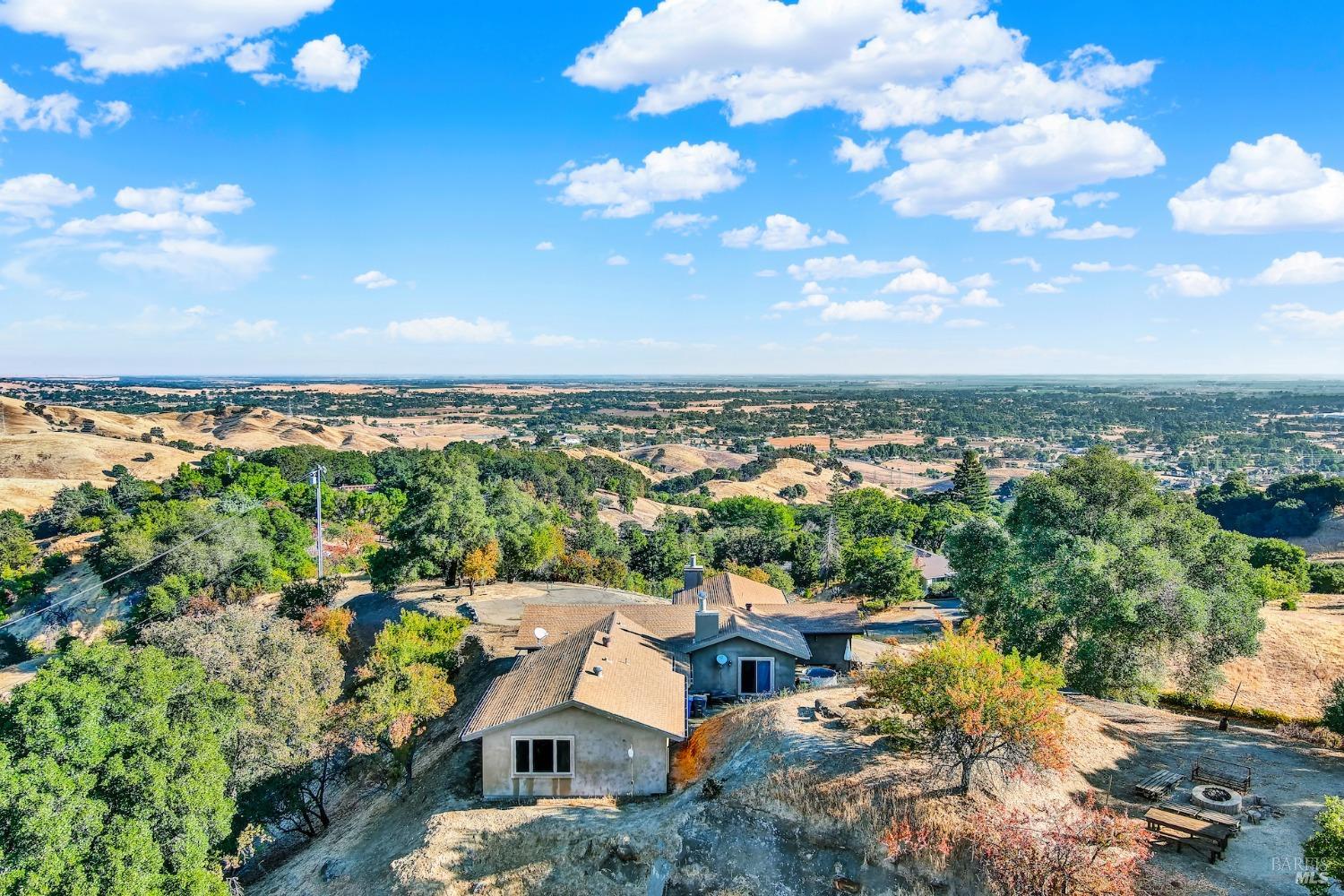 Detail Gallery Image 10 of 89 For 4114 Wellborn Way, Vacaville,  CA 95688 - 3 Beds | 2 Baths