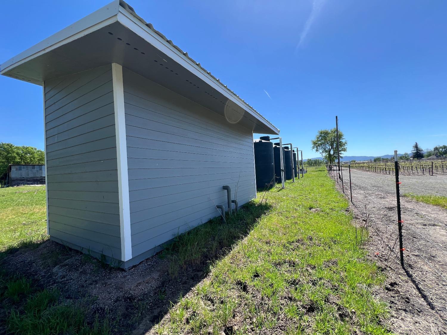 Detail Gallery Image 8 of 24 For 2785 Finley East Rd, Finley,  CA 95435 - 2 Beds | 1 Baths