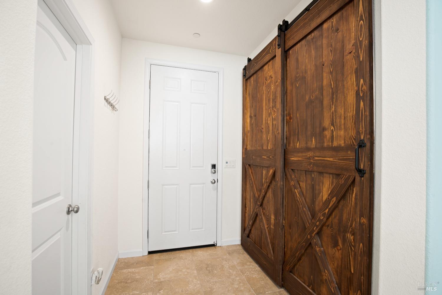 Detail Gallery Image 6 of 49 For 324 Jasmine Dr, Vacaville,  CA 95687 - 3 Beds | 2/1 Baths