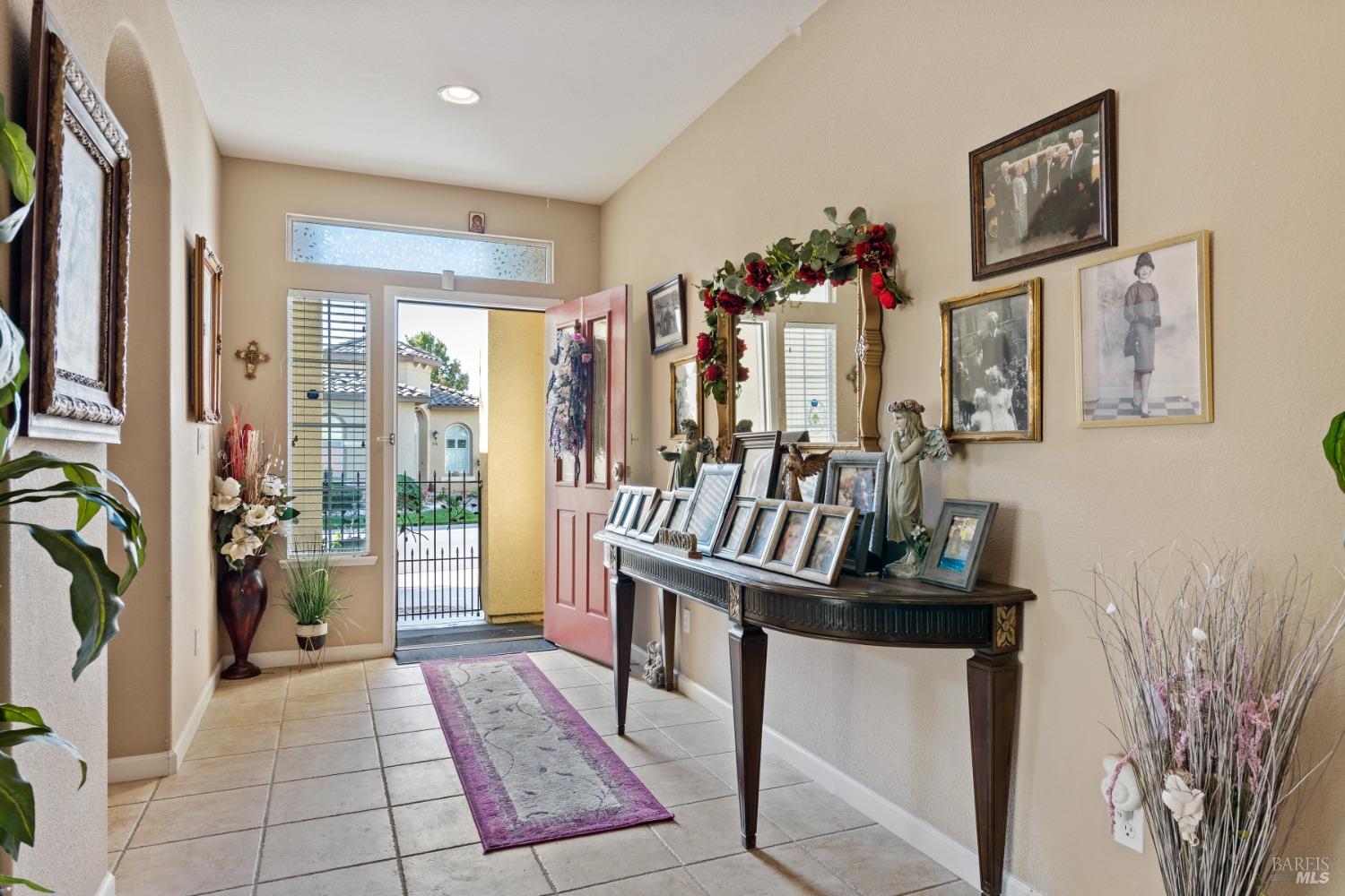 Detail Gallery Image 5 of 60 For 315 Riverwood Ln, Rio Vista,  CA 94571 - 2 Beds | 2 Baths