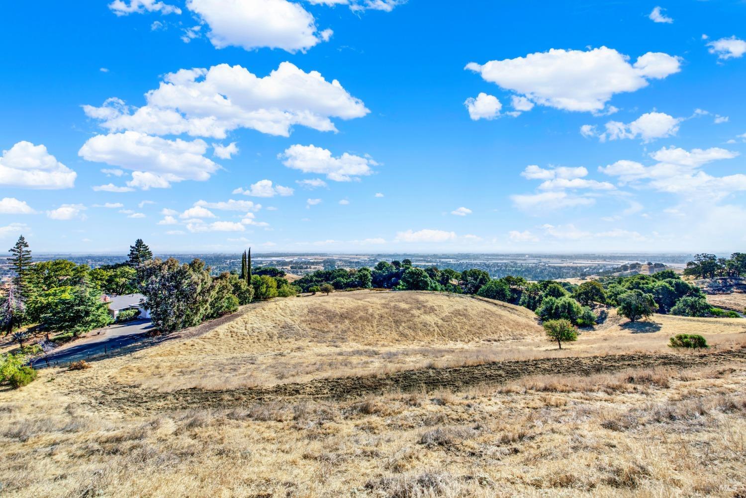 Detail Gallery Image 17 of 89 For 4114 Wellborn Way, Vacaville,  CA 95688 - 3 Beds | 2 Baths