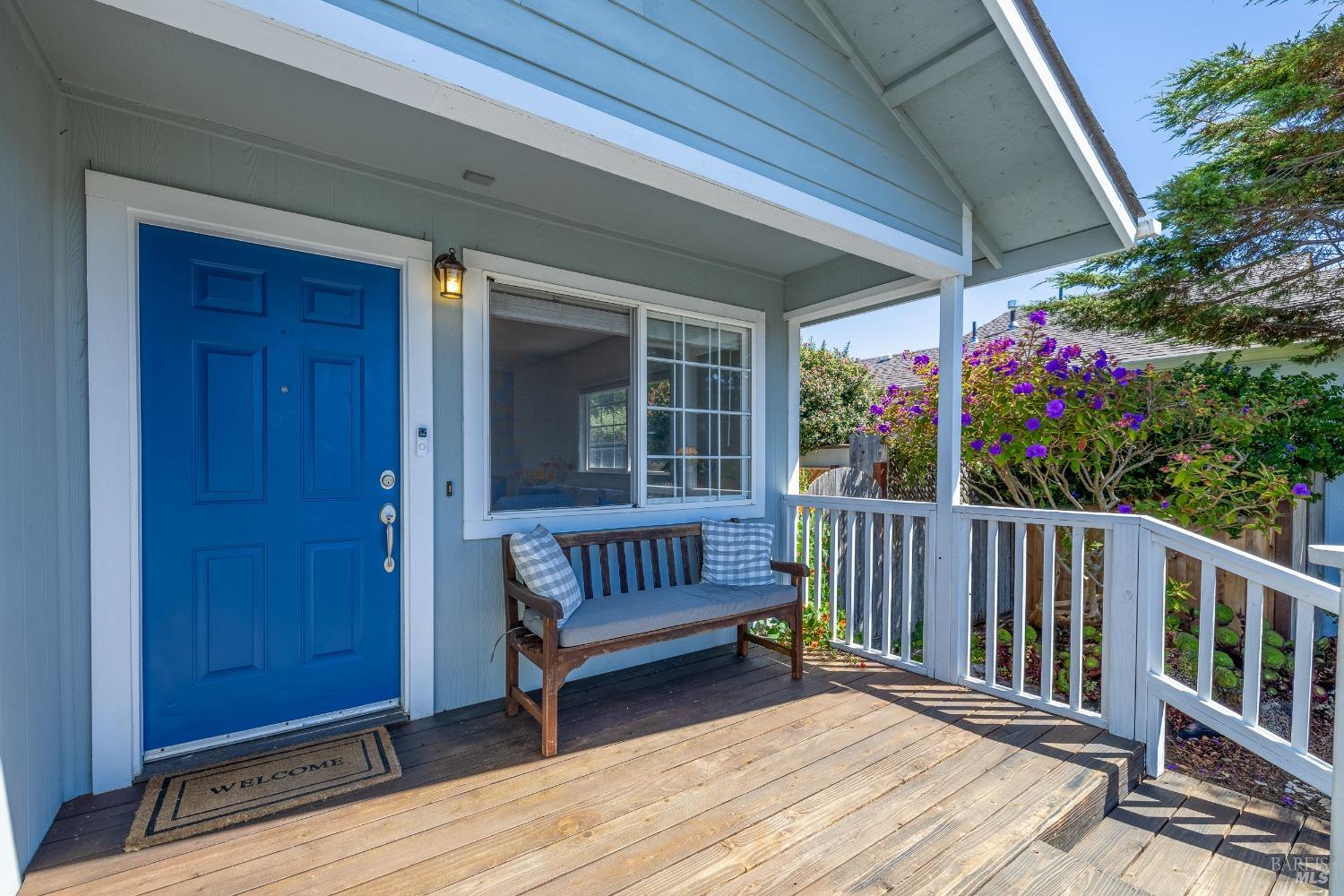 Detail Gallery Image 2 of 17 For 944 Stewart St, Fort Bragg,  CA 95437 - 3 Beds | 2 Baths