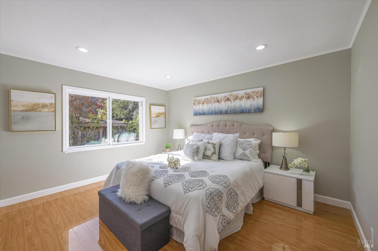 Detail Gallery Image 13 of 39 For 602 Vendola Dr, San Rafael,  CA 94903 - 3 Beds | 2 Baths