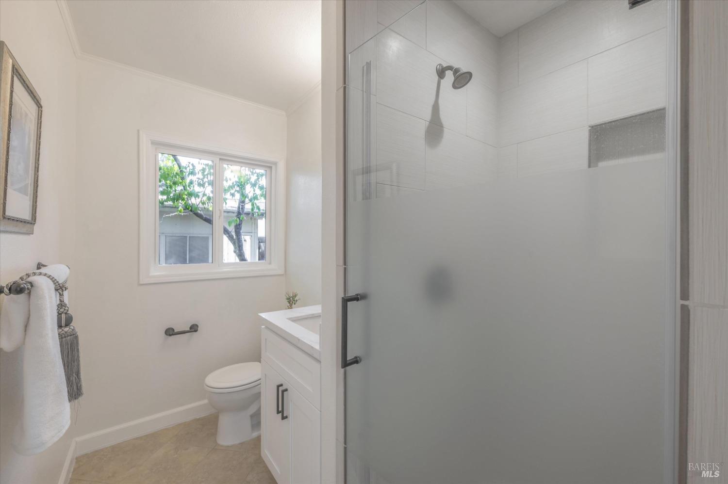 Detail Gallery Image 31 of 39 For 602 Vendola Dr, San Rafael,  CA 94903 - 3 Beds | 2 Baths