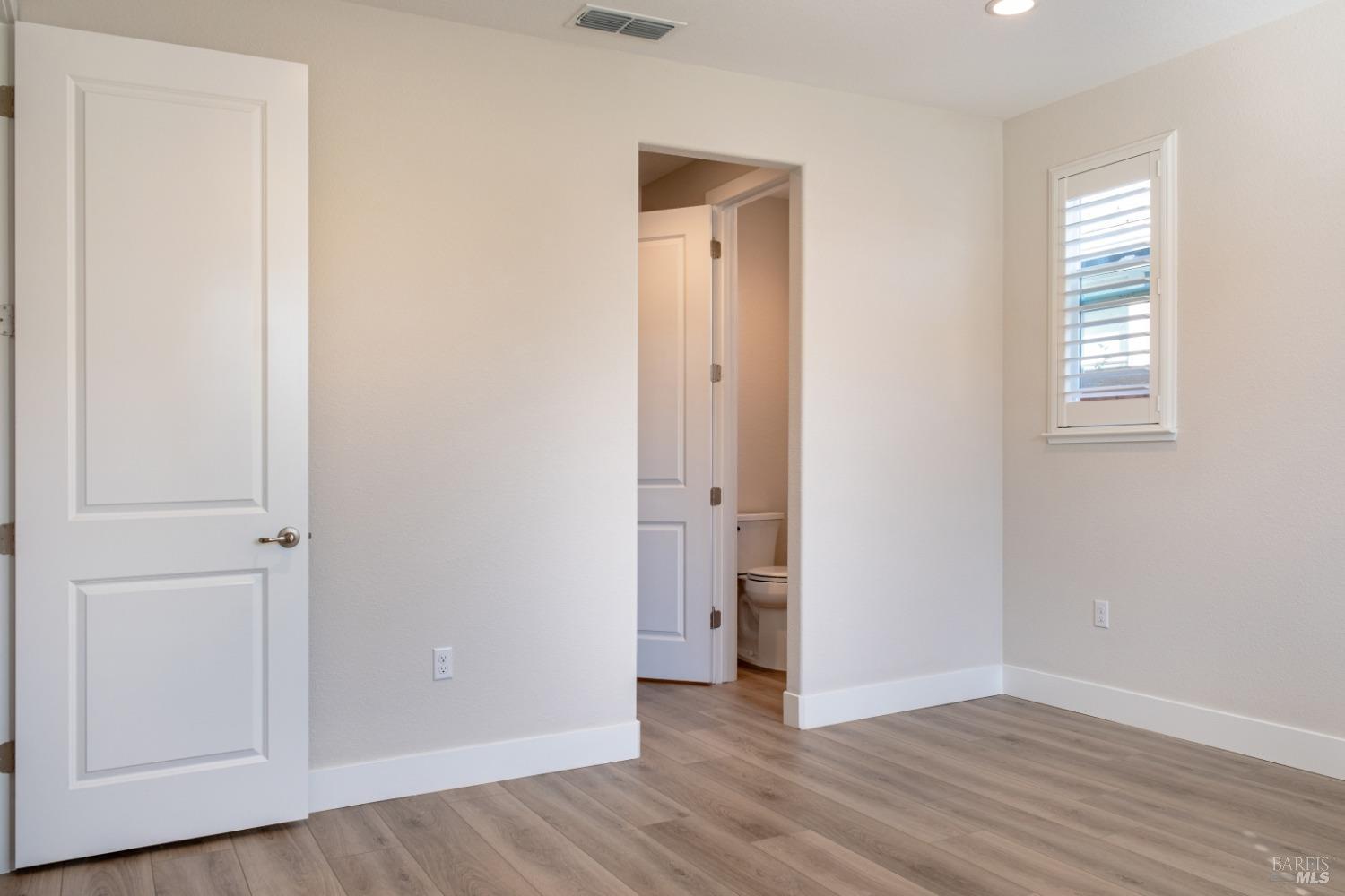 Detail Gallery Image 17 of 41 For 2382 Espana Ln, Rio Vista,  CA 94571 - 2 Beds | 2 Baths