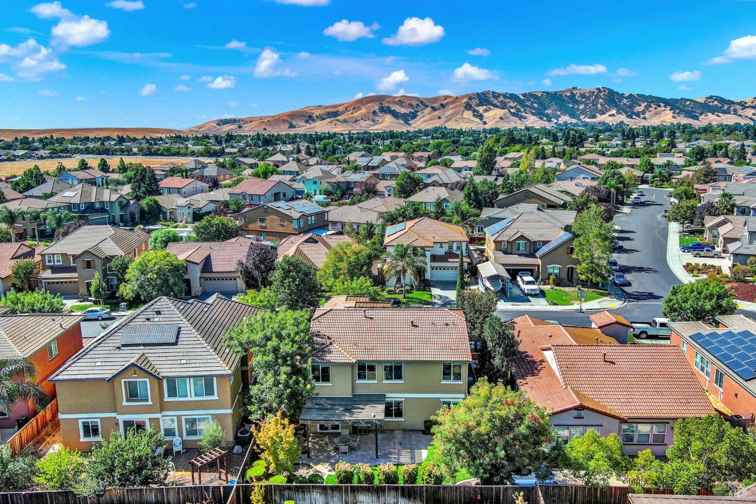 Detail Gallery Image 80 of 85 For 972 Lancaster St, Vacaville,  CA 95687 - 5 Beds | 3 Baths