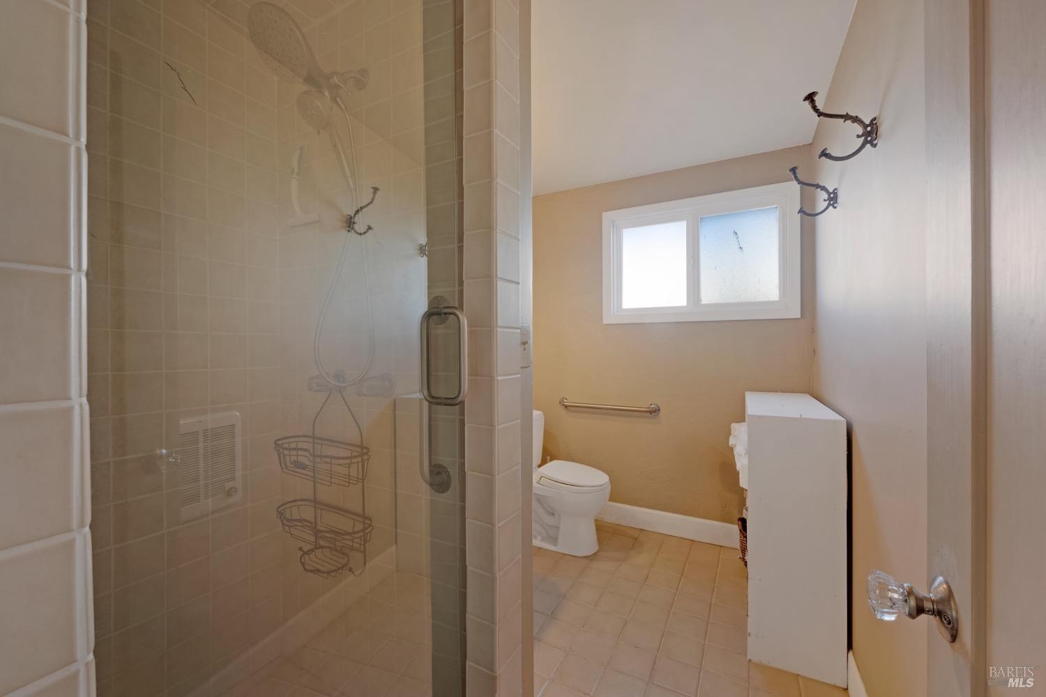 Detail Gallery Image 29 of 32 For 54 Bay Dr, Dillon Beach,  CA 94929 - 3 Beds | 2 Baths