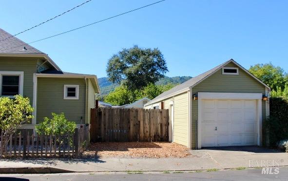 Detail Gallery Image 23 of 24 For 300 Scott St, Ukiah,  CA 95482 - 3 Beds | 1/1 Baths