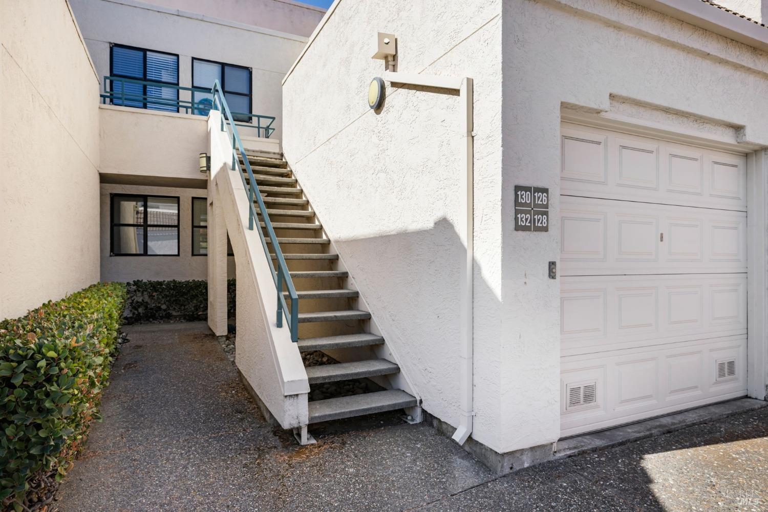 Nantucket Lane, Vallejo, California image 5